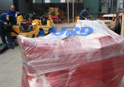 福瑞得機(jī)械座駕壓路機(jī)、手扶壓路機(jī)、灌縫機(jī)及時(shí)包裝發(fā)貨